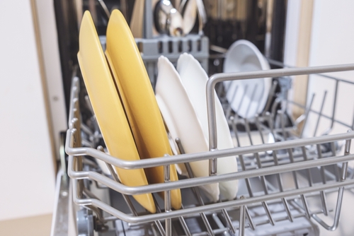 How To Clean And Disinfect A Dishwasher?